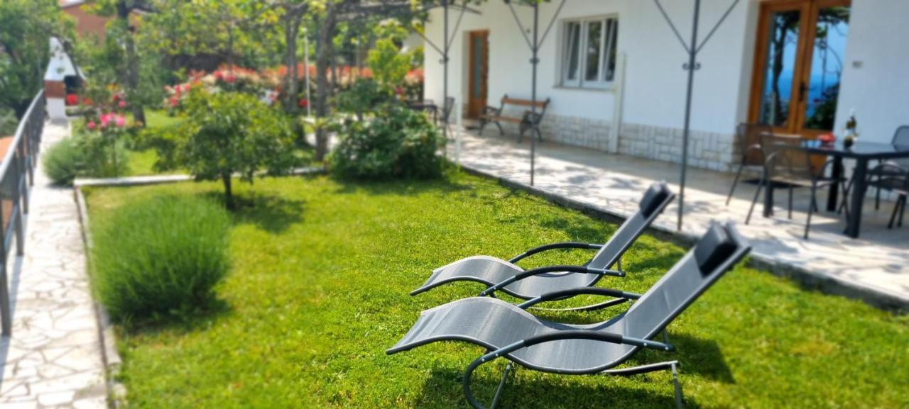 Apartments Anamarija Опатия Экстерьер фото
