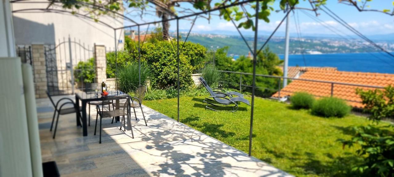 Apartments Anamarija Опатия Экстерьер фото
