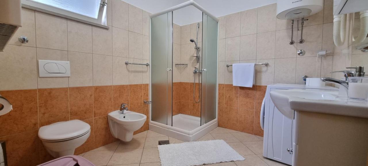 Apartments Anamarija Опатия Экстерьер фото
