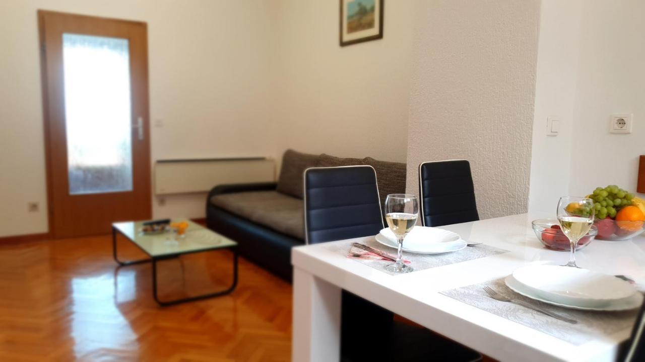 Apartments Anamarija Опатия Экстерьер фото